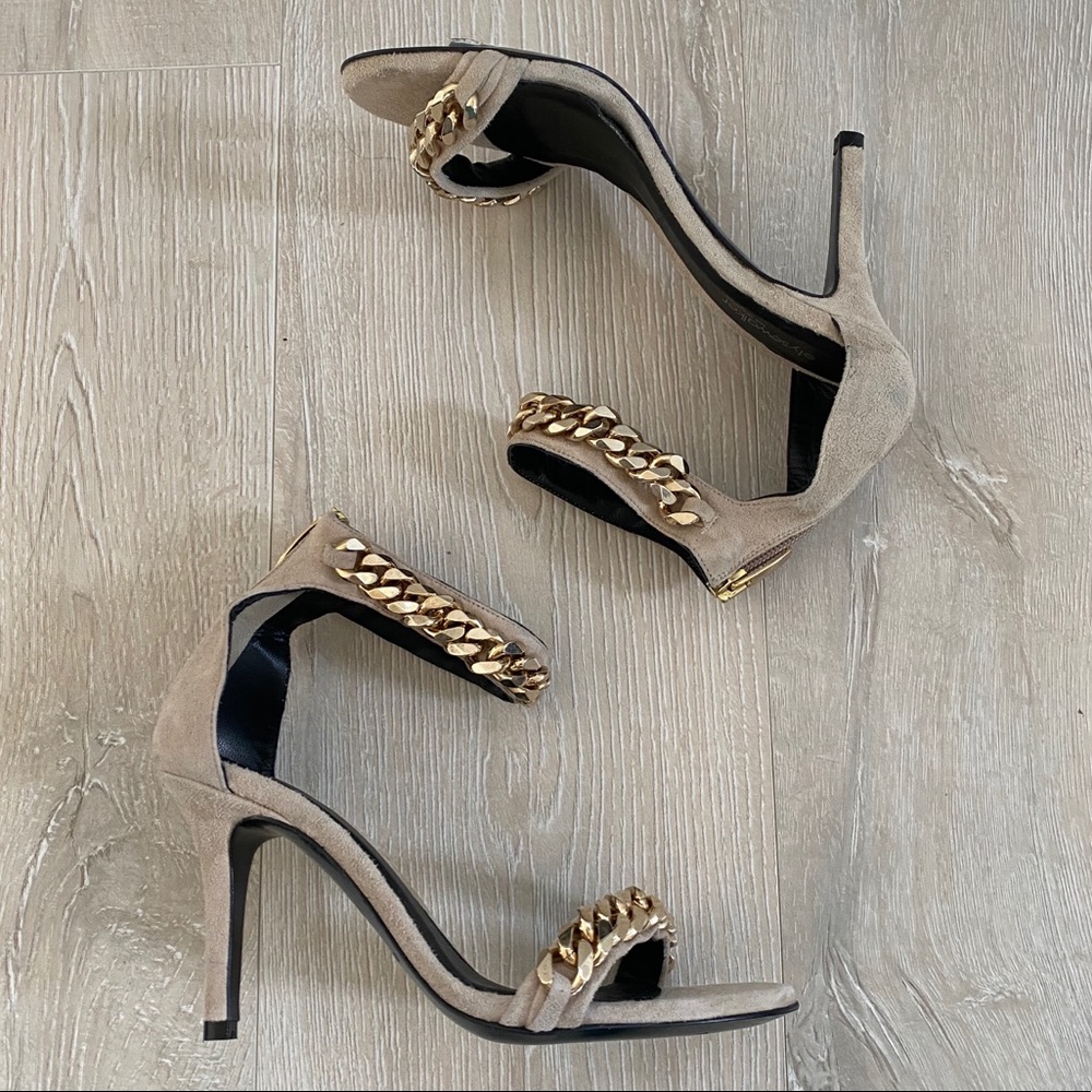 ELYSE WALKER “Christy” Strappy Sandal Gold Chain 7